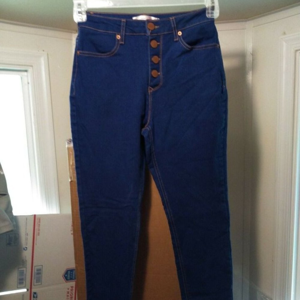 No Boundaries Women's Blue Jeans Size 9 4 Button Closure